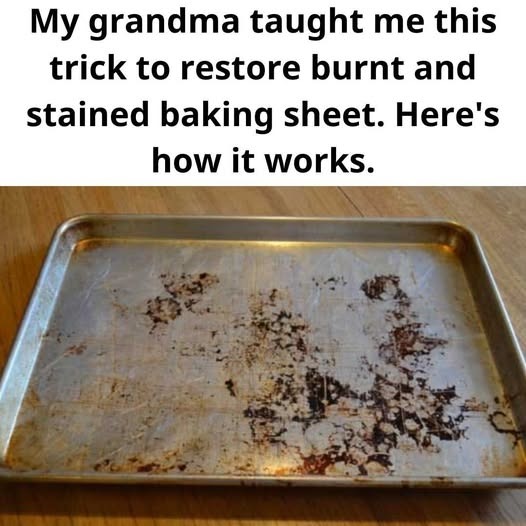 How to Restore Stained and Burnt Baking Sheets at Home