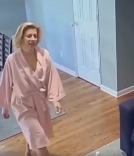 The Shower That Wasn’t a Scandal — and the Secret That Was