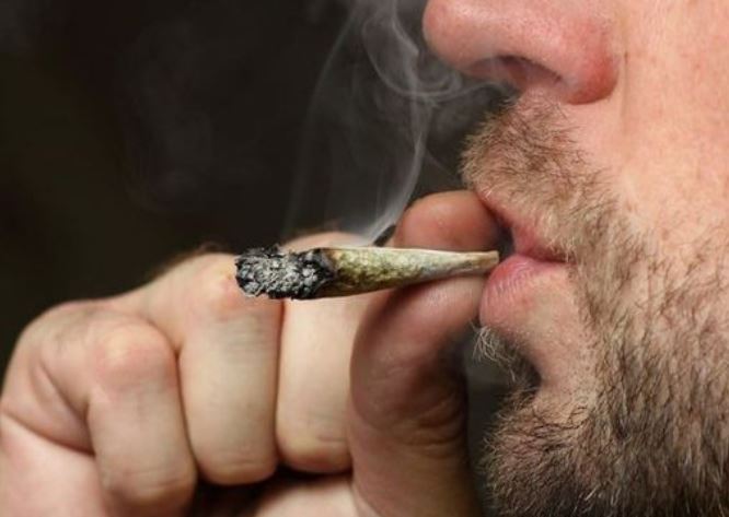 The Unknown Dangers of Marijuana Use for People Over 30
