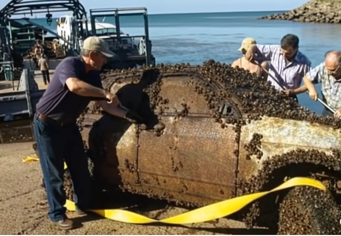 A River’s Secret: How a Diver’s Discovery Solved a Twelve-Year Mystery